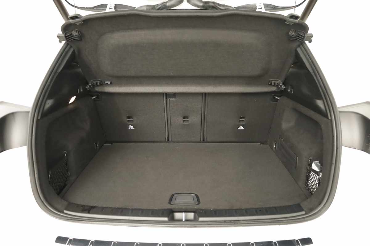 mercedes-benz-gla-2021-gasolina-1332cc