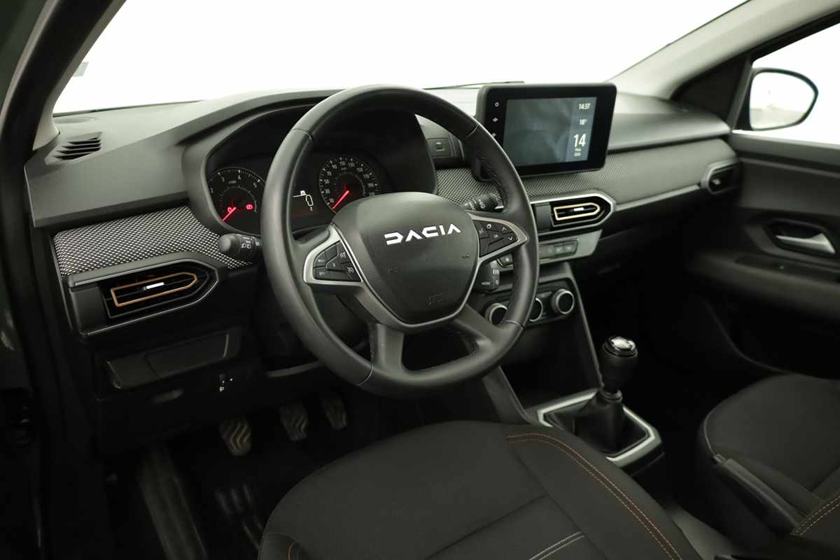 dacia-sandero-2024-gasolina-999cc