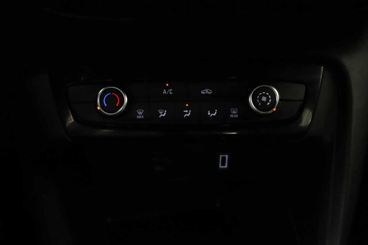 opel-corsa-2025-gasolina-1199cc