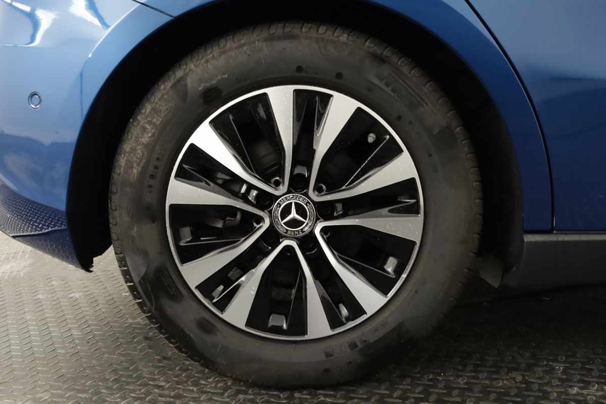 mercedes-benz-classe-a-2025-gasolina-1332cc