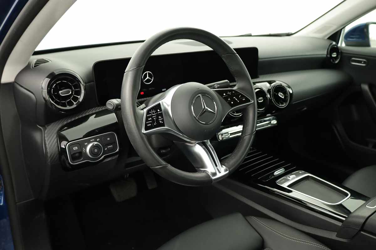 mercedes-benz-classe-a-2025-gasolina-1332cc