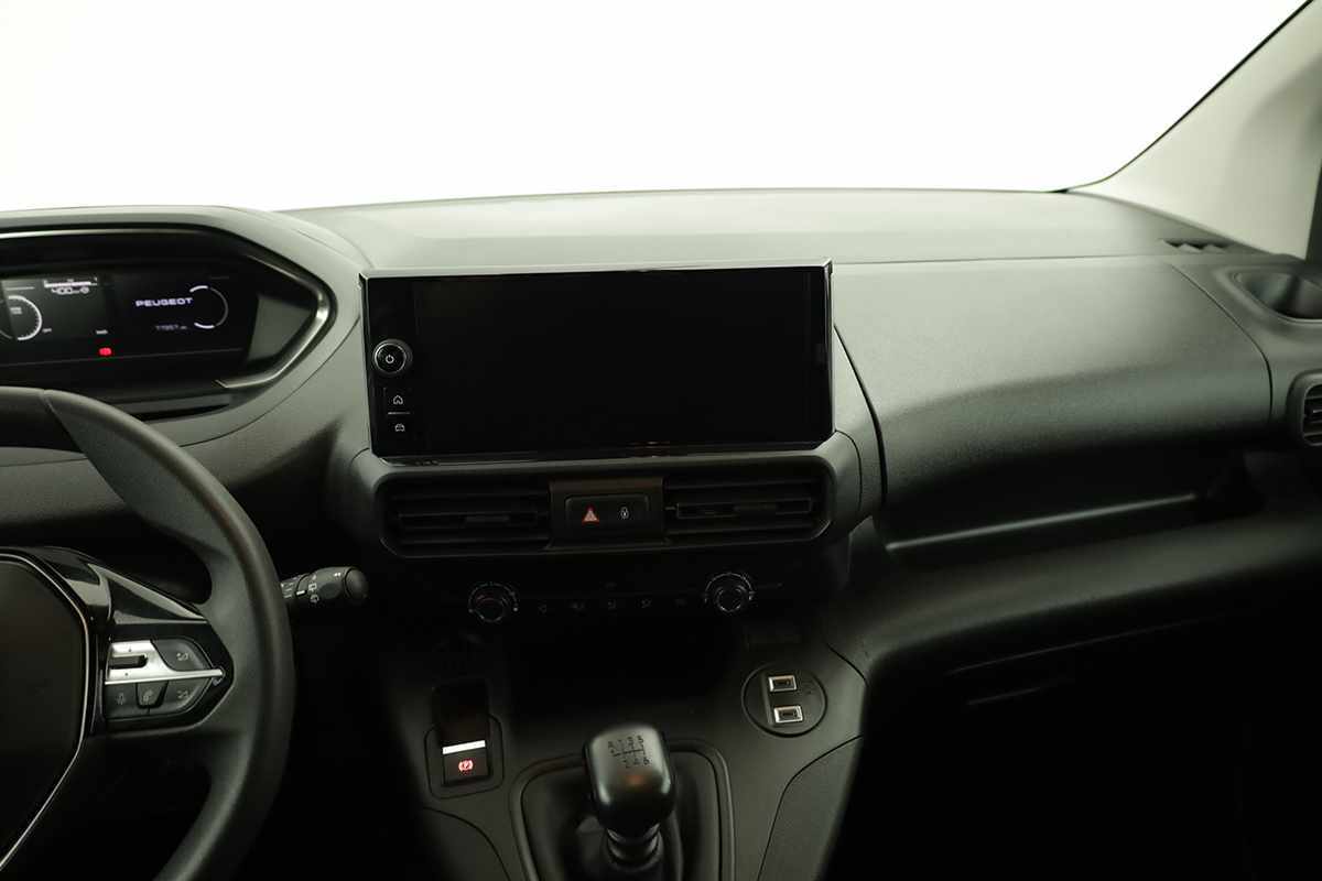 peugeot-partner-2024-diesel-1499cc