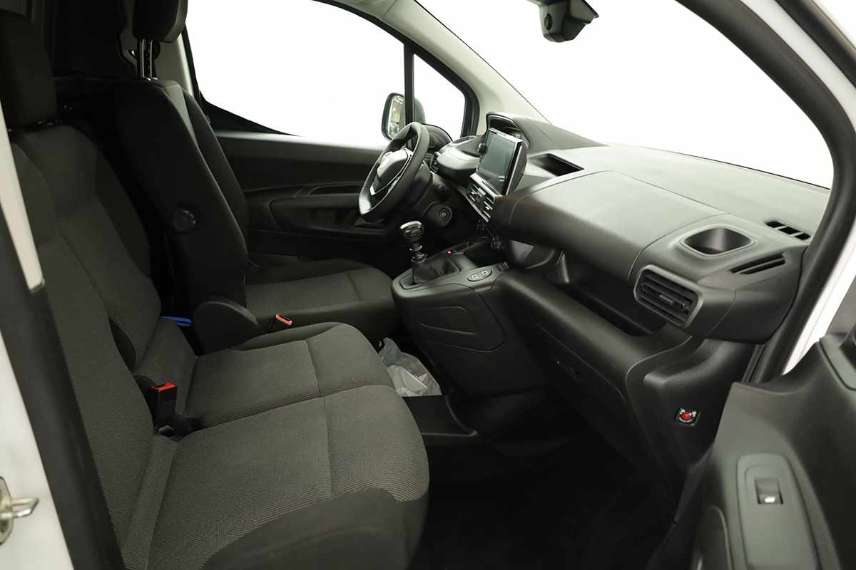 peugeot-partner-2024-diesel-1499cc