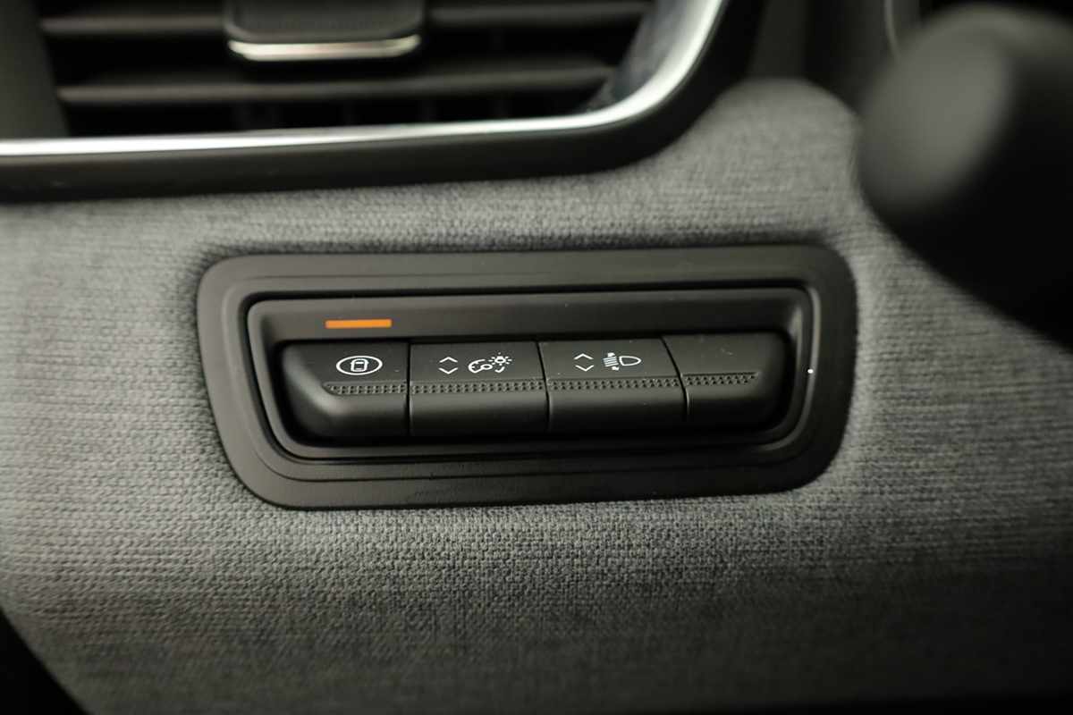 renault-clio-2024-gpl-999cc