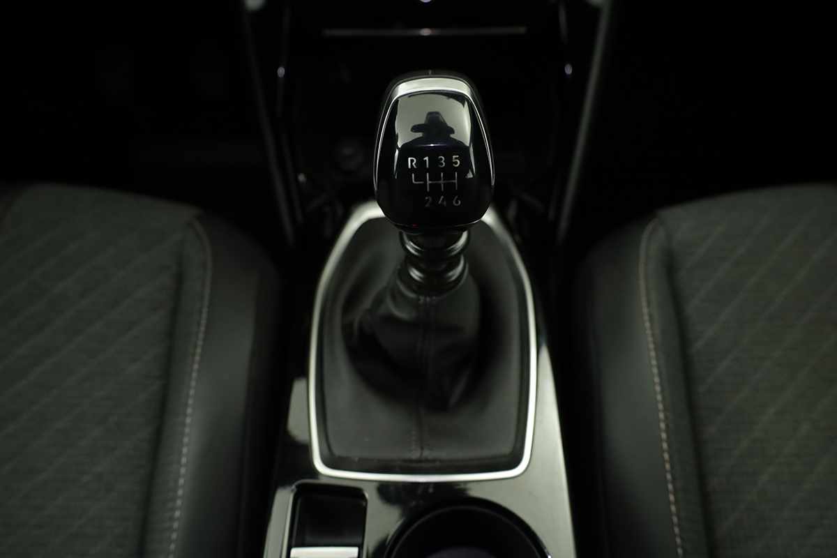 peugeot-2008-2024-gasolina-1199cc