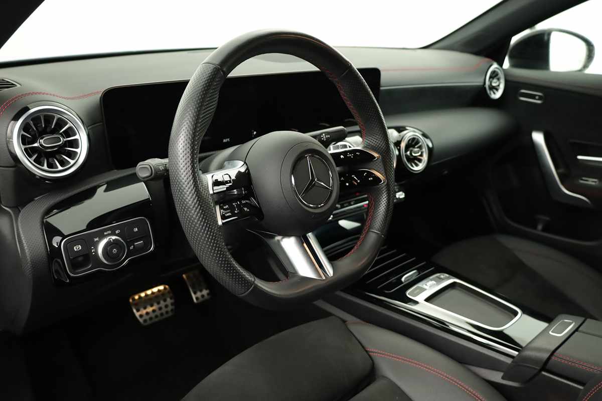 mercedes-benz-cla-2024-hibrido-a-gasolina-1332cc