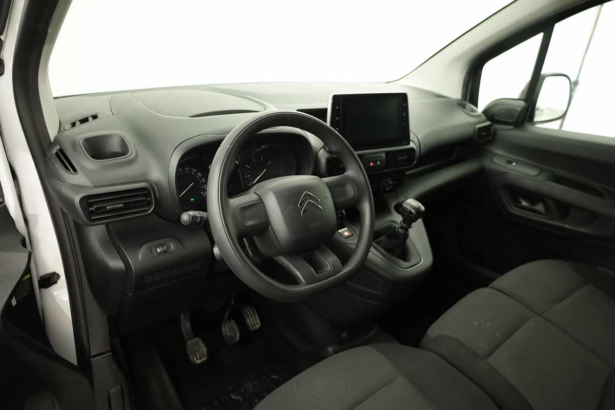 citroen-berlingo-2023-diesel-1499cc
