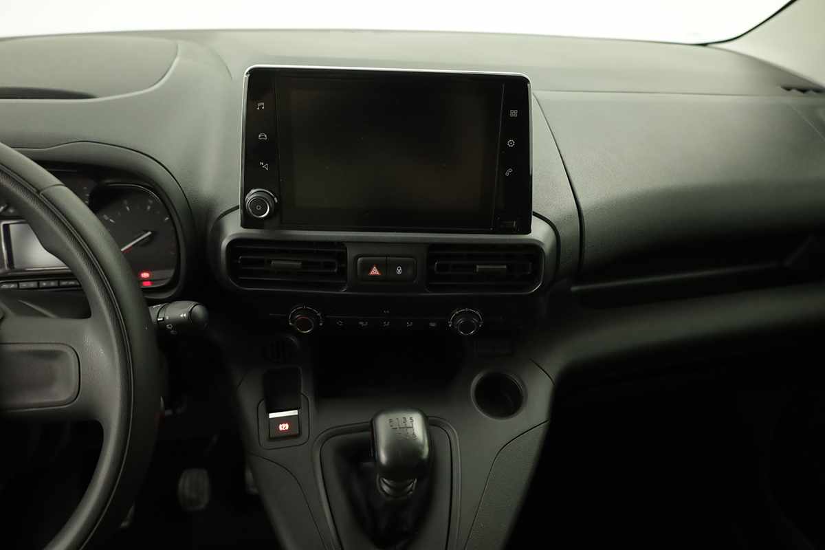 citroen-berlingo-2023-diesel-1499cc