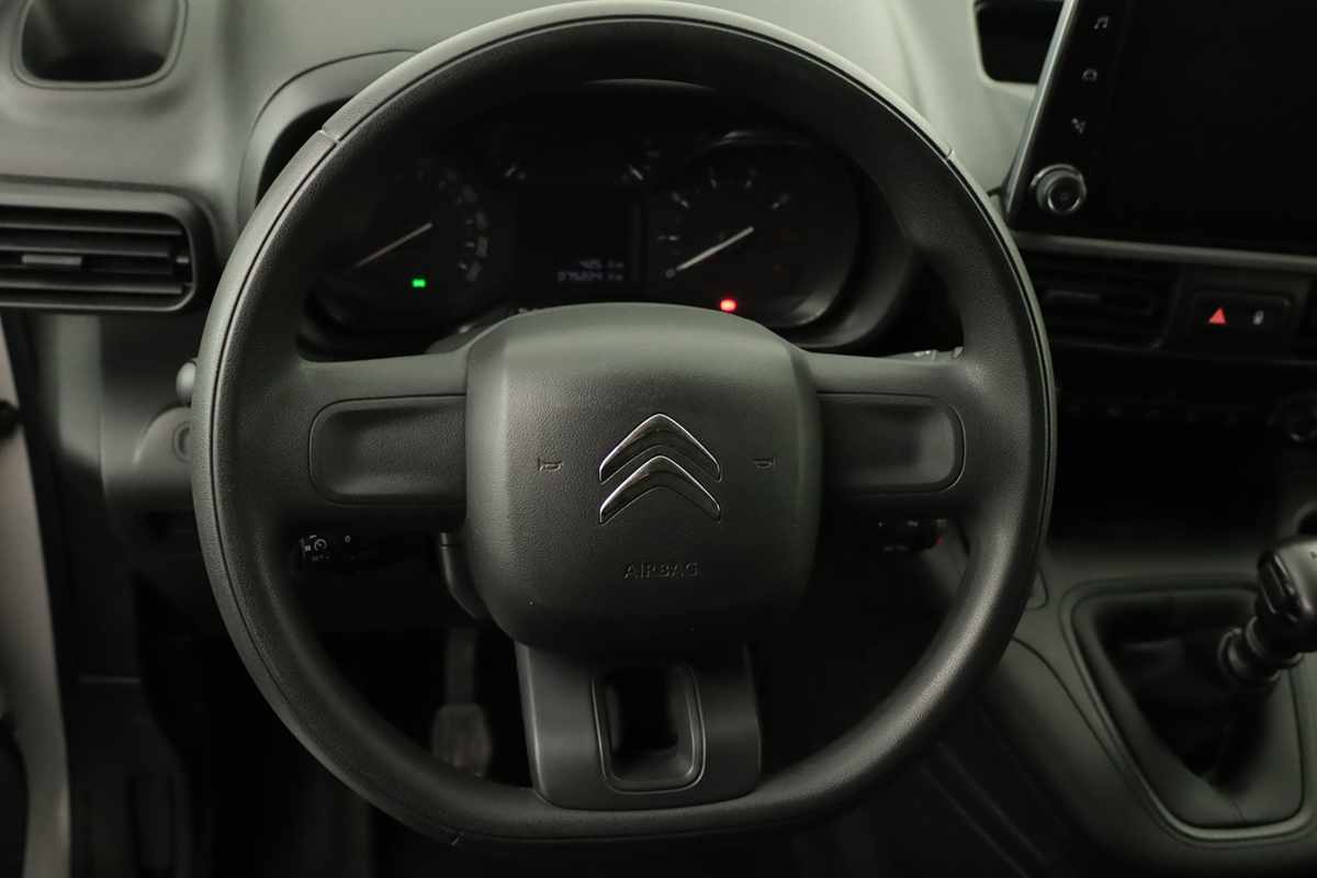 citroen-berlingo-2023-diesel-1499cc