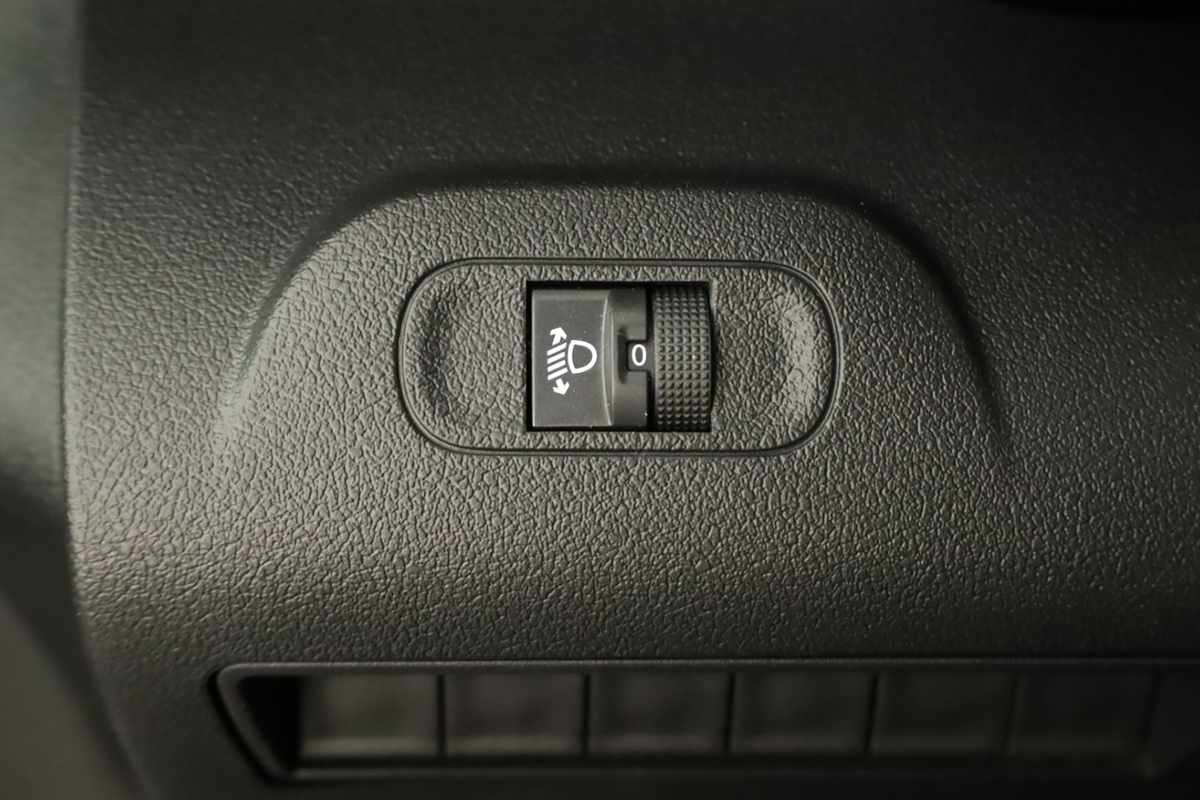 citroen-berlingo-2023-diesel-1499cc