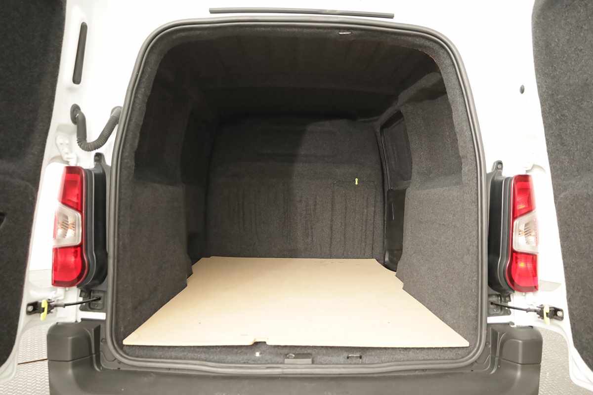 citroen-berlingo-2023-diesel-1499cc