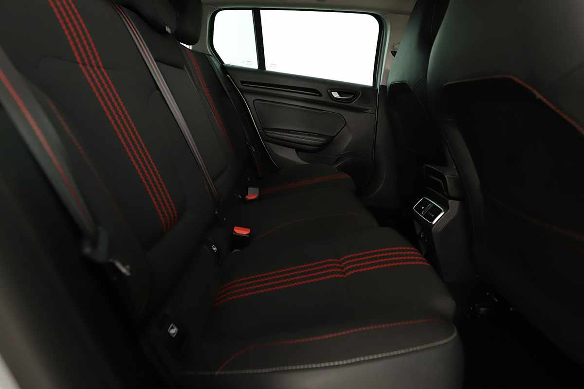 renault-megane-sport-tourer-2021-diesel-1461cc