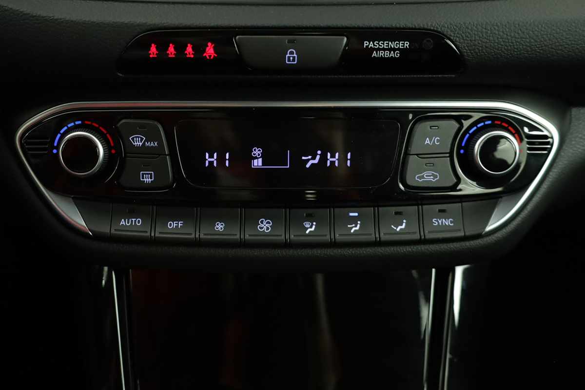 hyundai-i30-2025-gasolina-998cc
