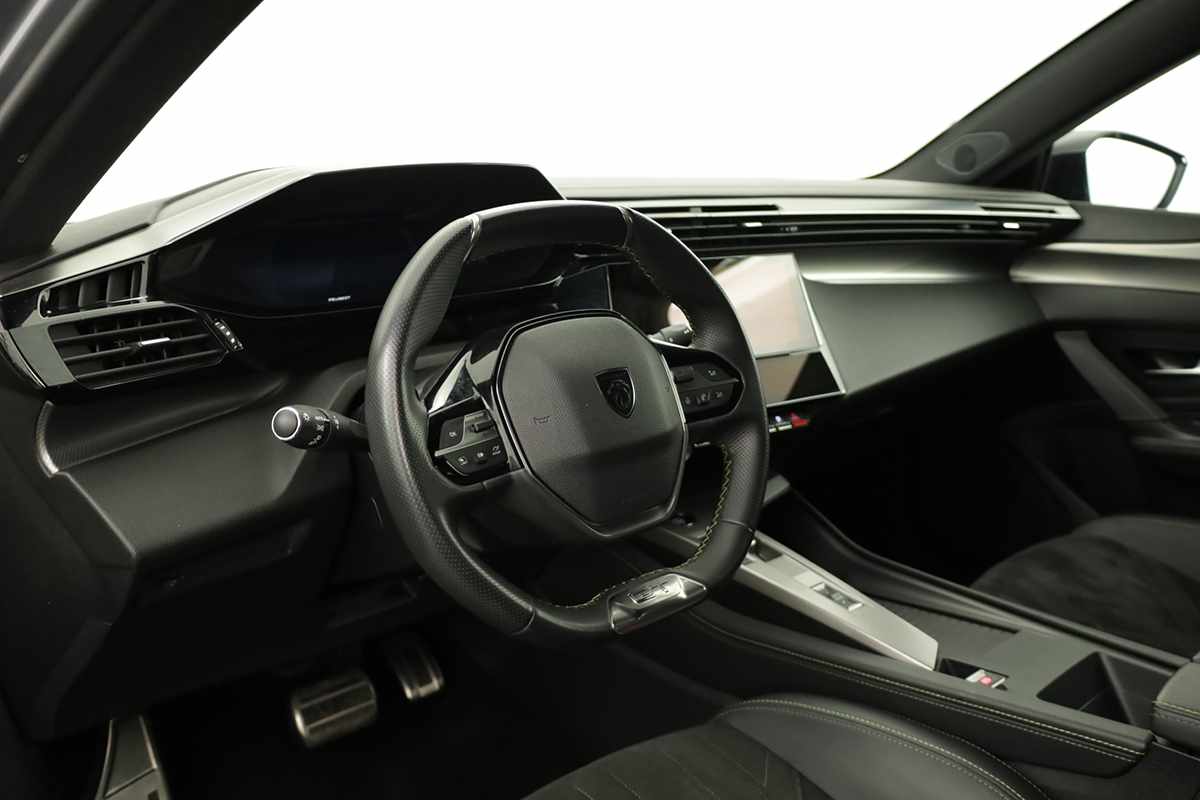 peugeot-308-2024-gasolina-1199cc