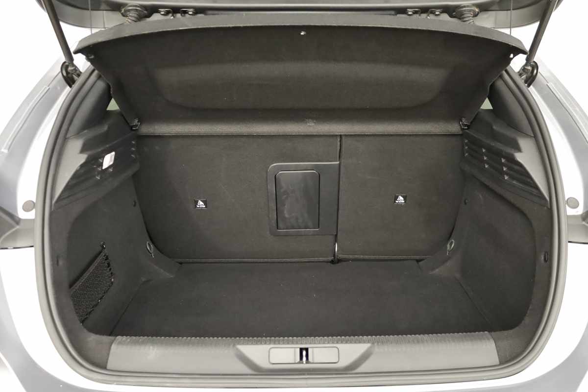 peugeot-308-2024-gasolina-1199cc