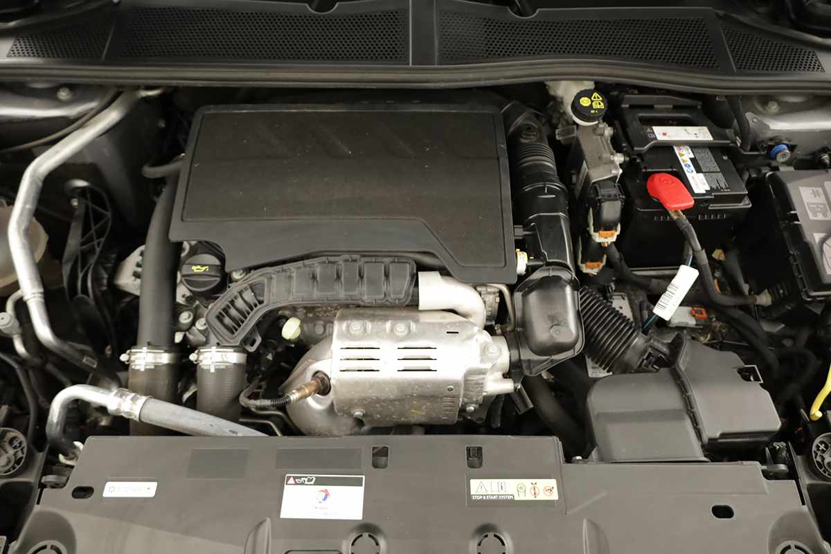 peugeot-308-2024-gasolina-1199cc