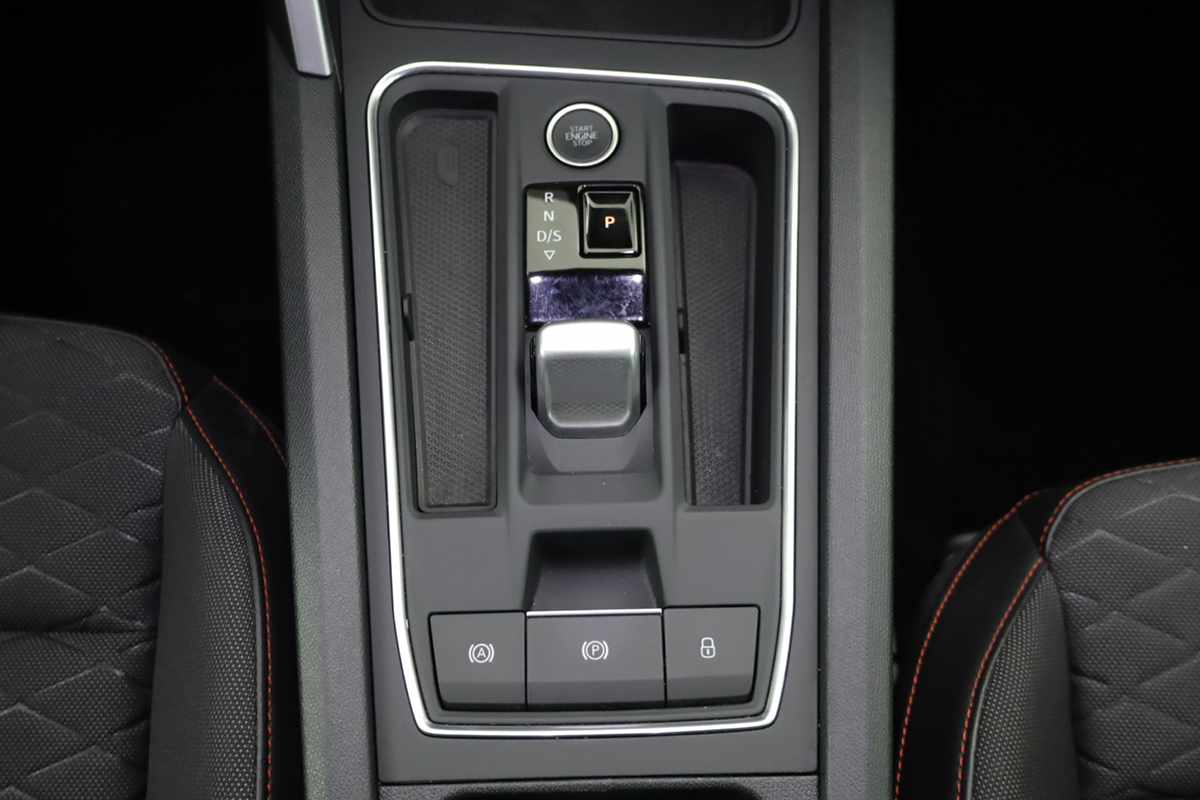 seat-leon-st-2025-hibrido-a-gasolina-1498cc