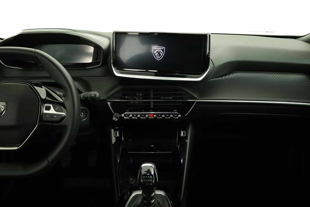peugeot-2008-2024-gasolina-1199cc