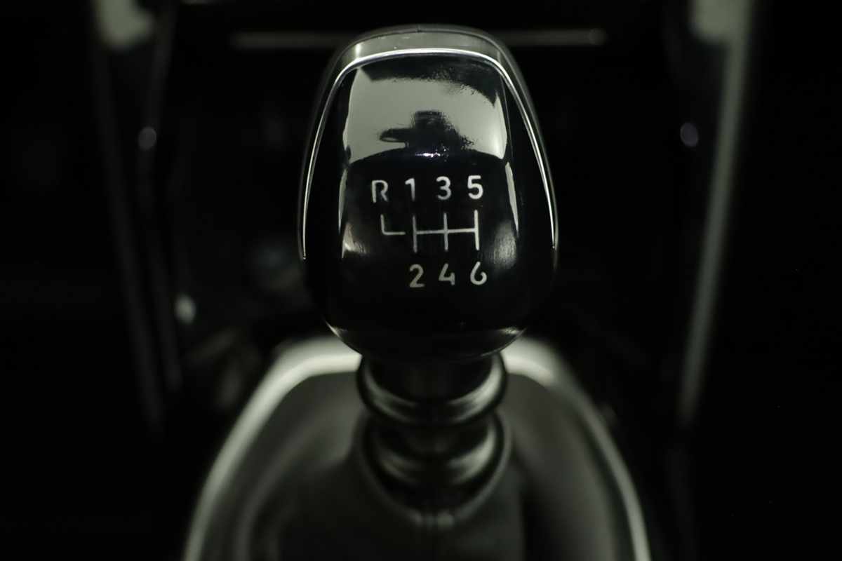 peugeot-2008-2024-gasolina-1199cc