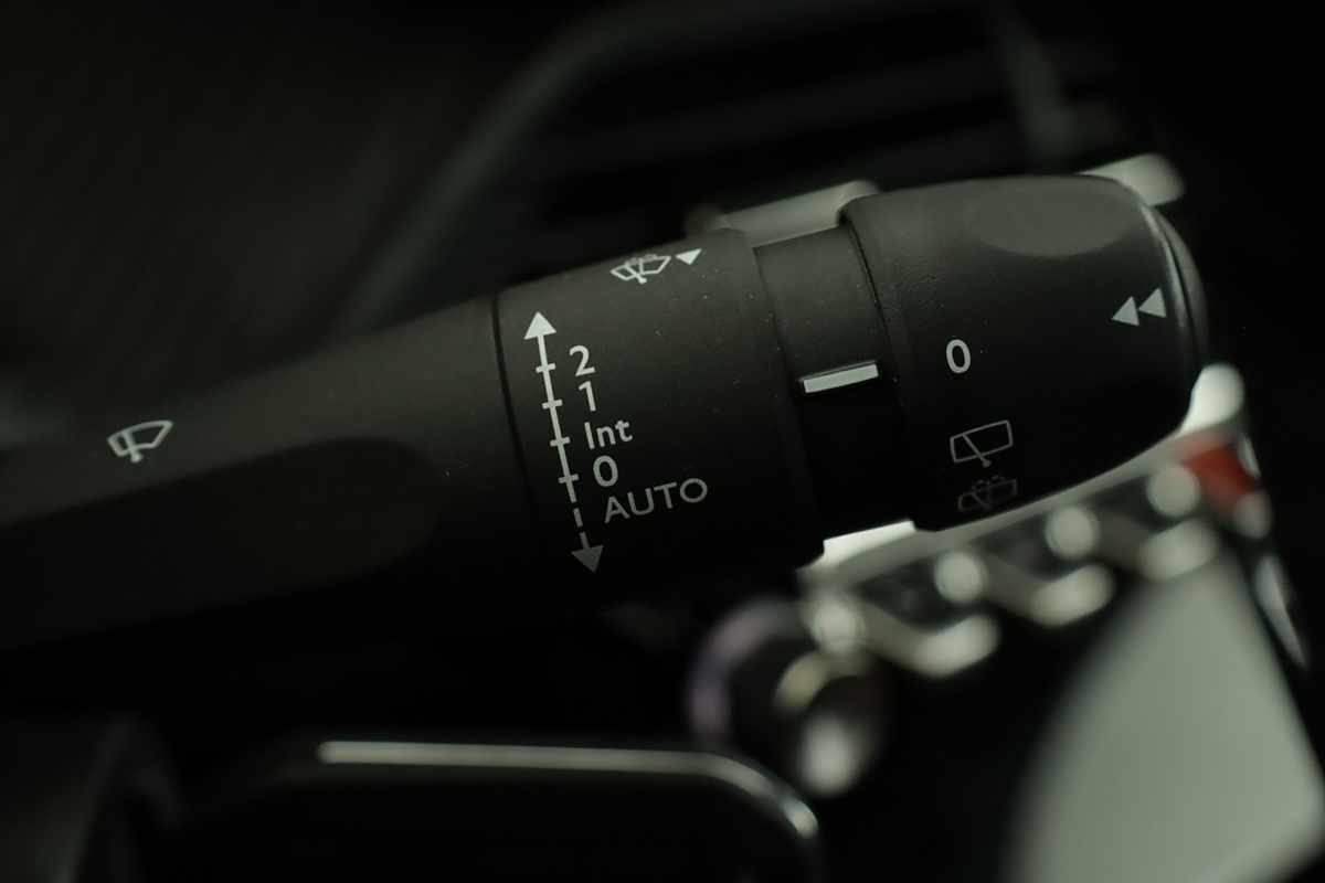 peugeot-2008-2024-gasolina-1199cc