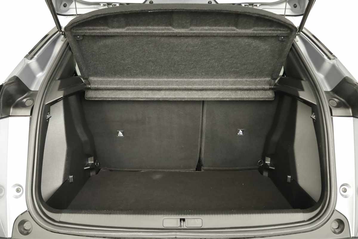 peugeot-2008-2024-gasolina-1199cc