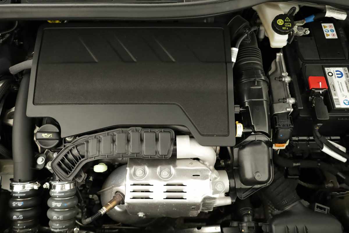 peugeot-2008-2024-gasolina-1199cc