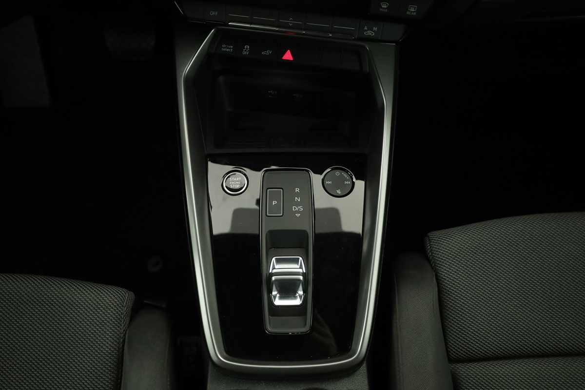 audi-a3-sportback-2024-hibrido-a-gasolina-1395cc