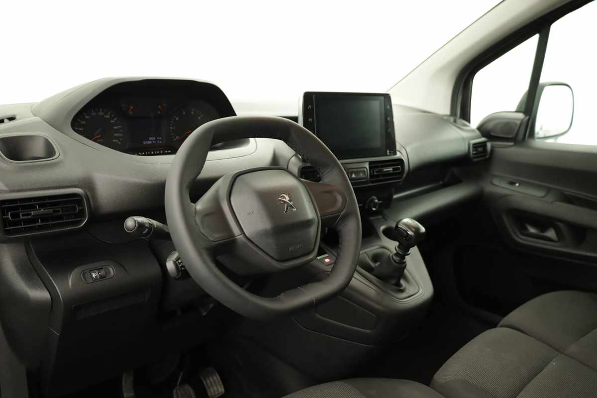 peugeot-partner-2024-diesel-1499cc