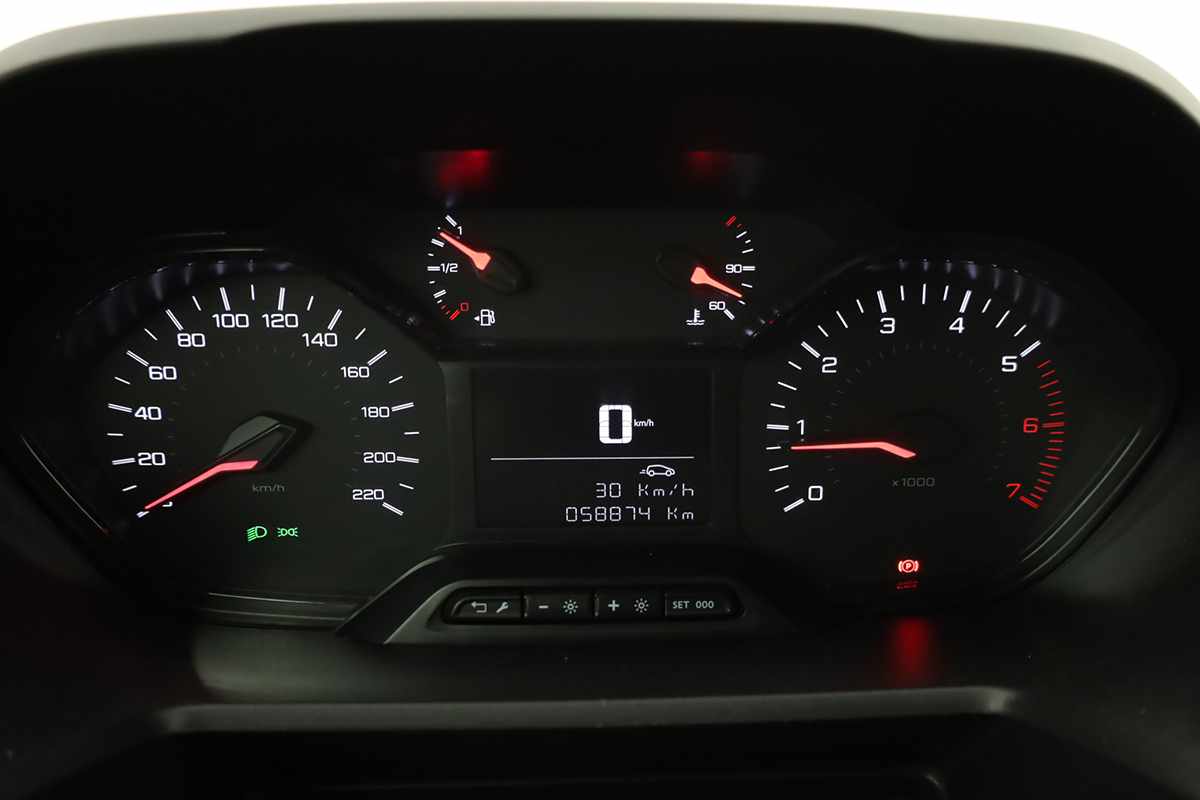 peugeot-partner-2024-diesel-1499cc