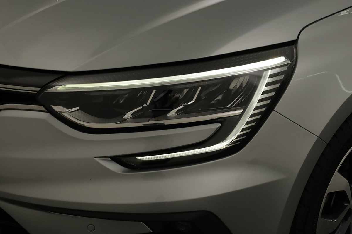 renault-megane-sport-tourer-2024-diesel-1461cc