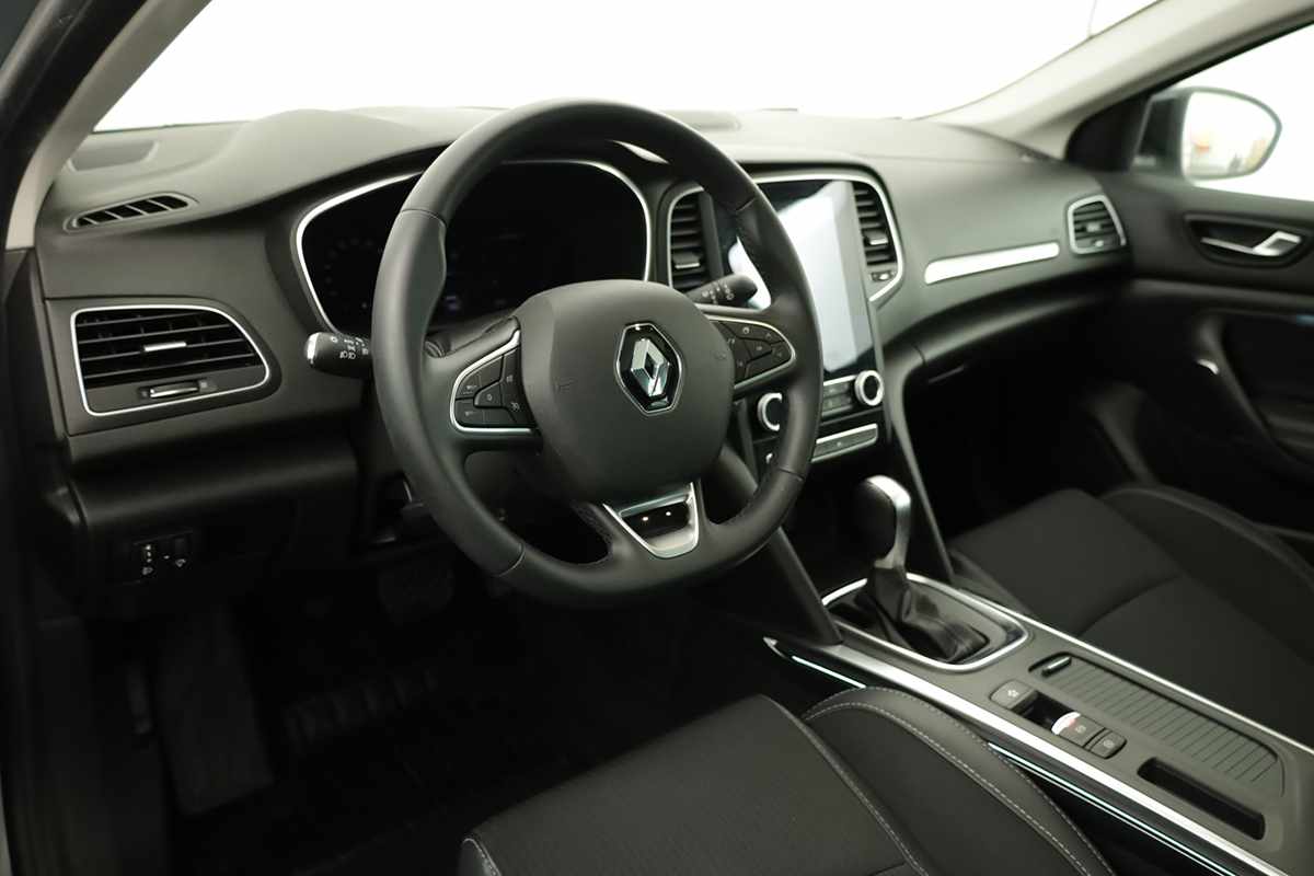 renault-megane-sport-tourer-2024-diesel-1461cc
