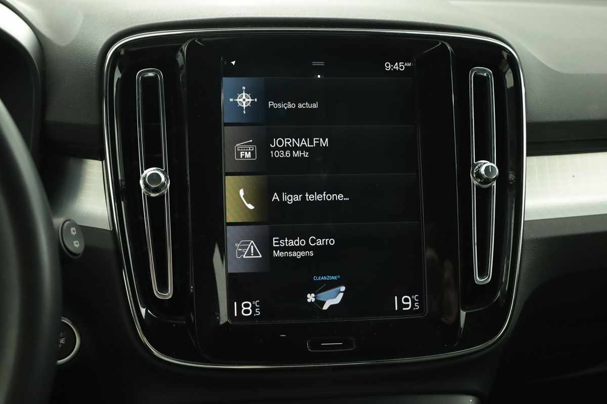 volvo-xc40-2024-gasolina-1477cc