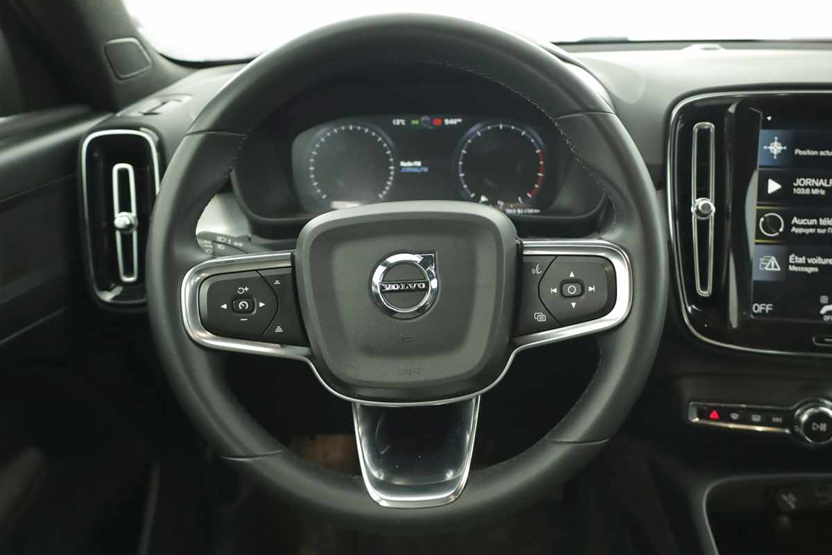 volvo-xc40-2024-gasolina-1477cc