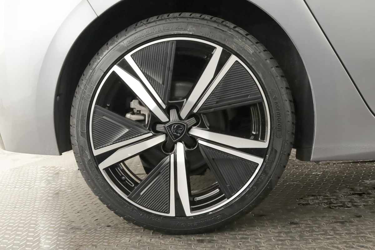 peugeot-308-2024-gasolina-1199cc
