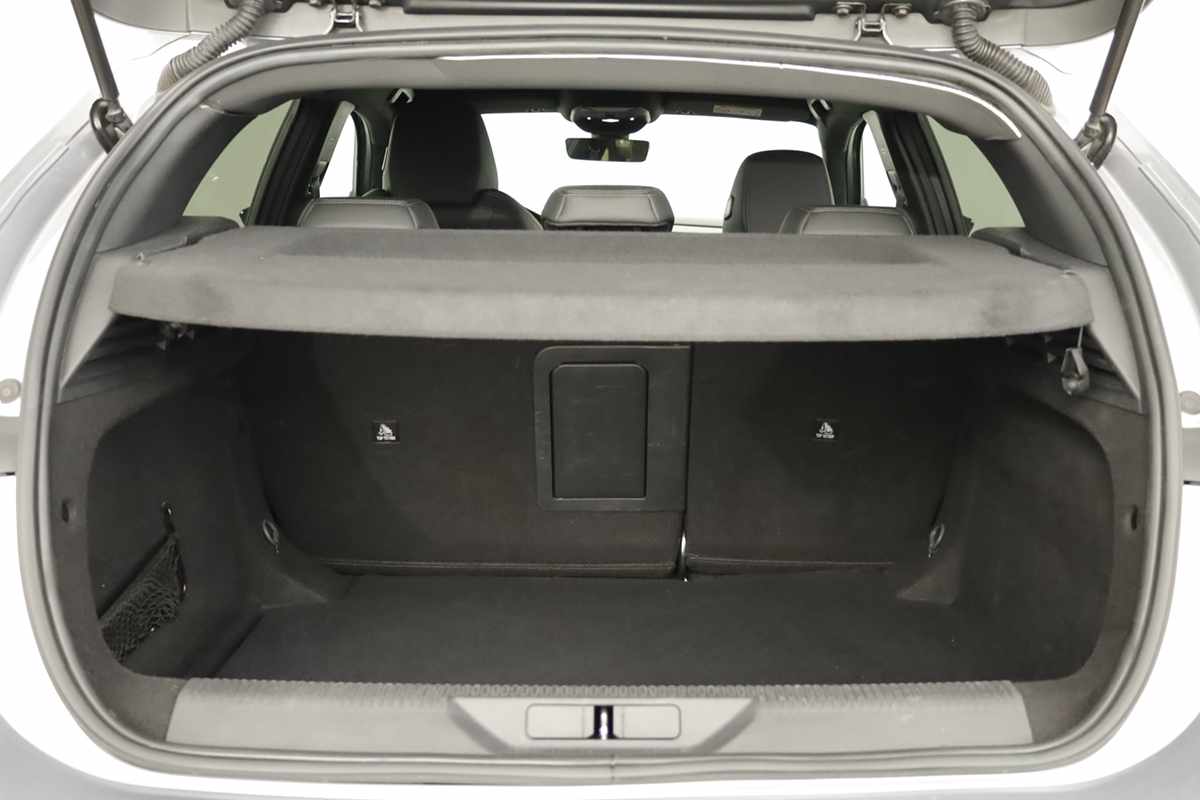 peugeot-308-2024-gasolina-1199cc