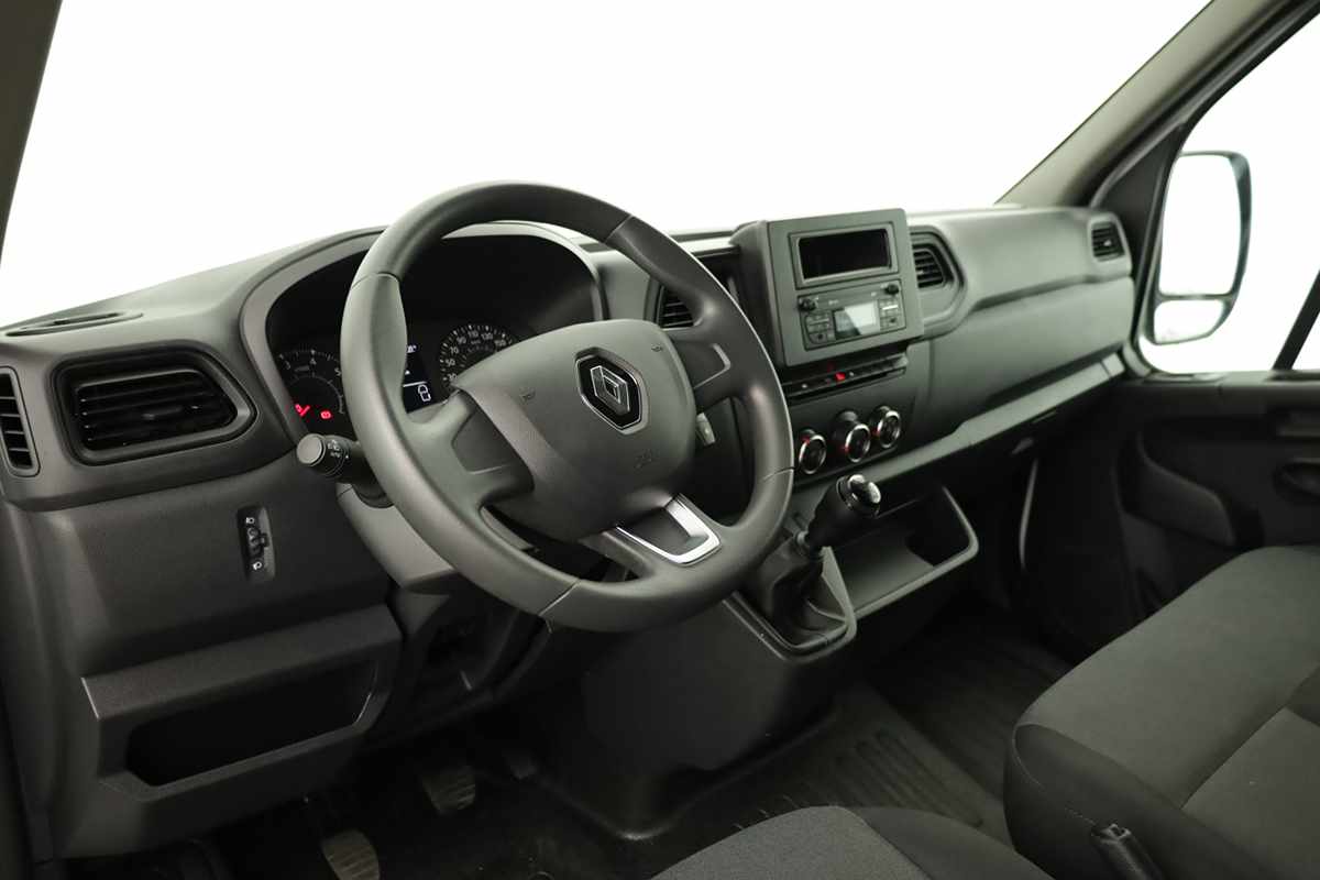 renault-master-2022-diesel-2299cc