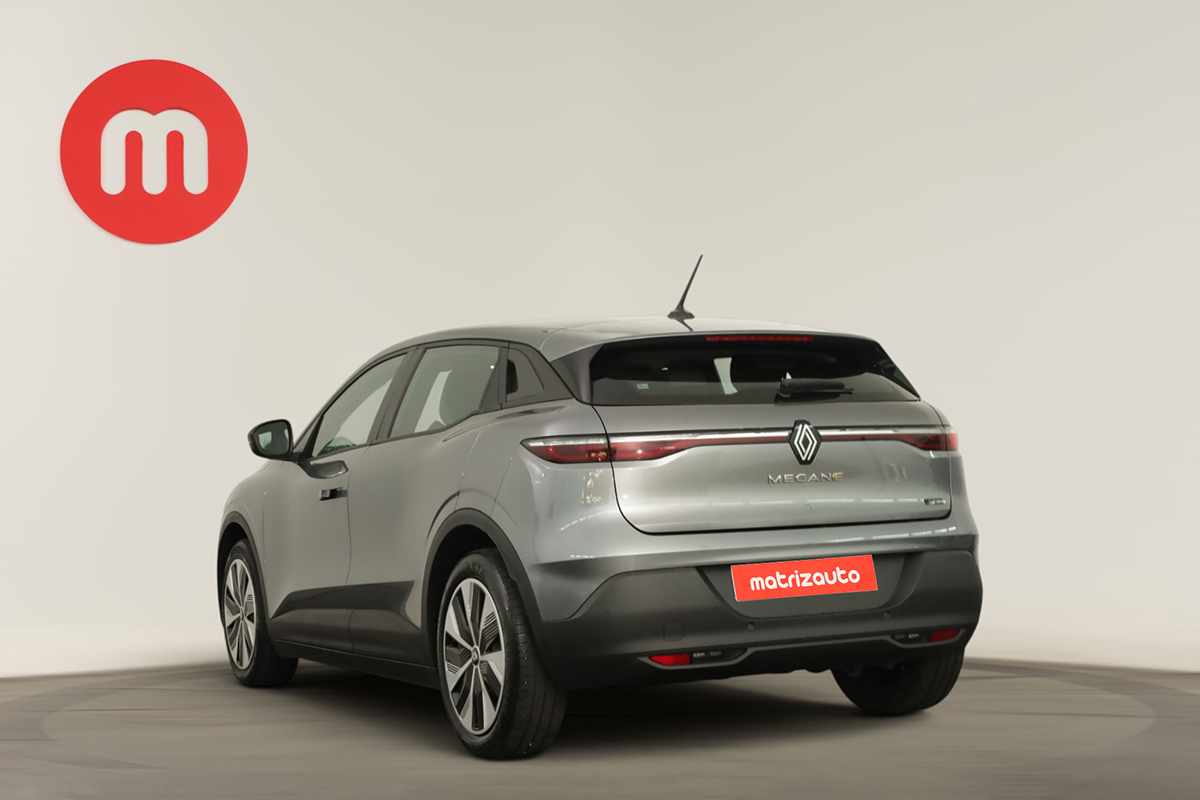 renault-megane-e-tech-2024-eletrico-0cc