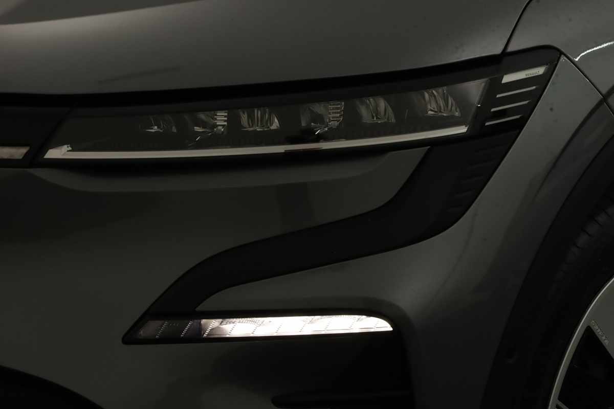 renault-megane-e-tech-2024-eletrico-0cc