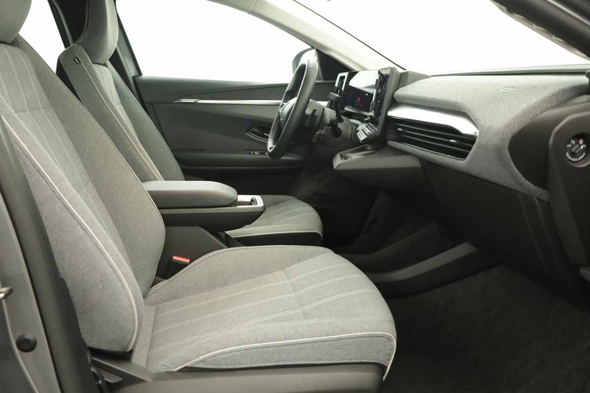 renault-megane-e-tech-2024-eletrico-0cc