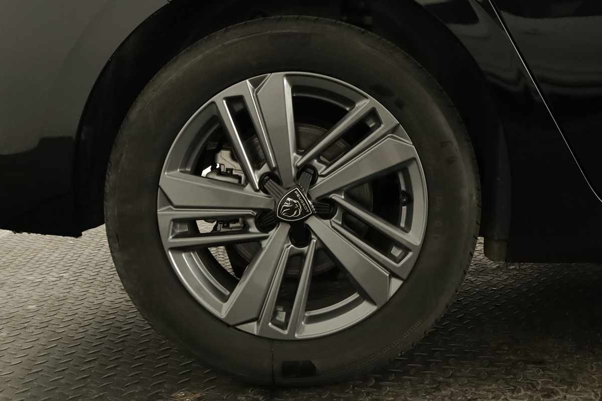 peugeot-308-2024-gasolina-1199cc
