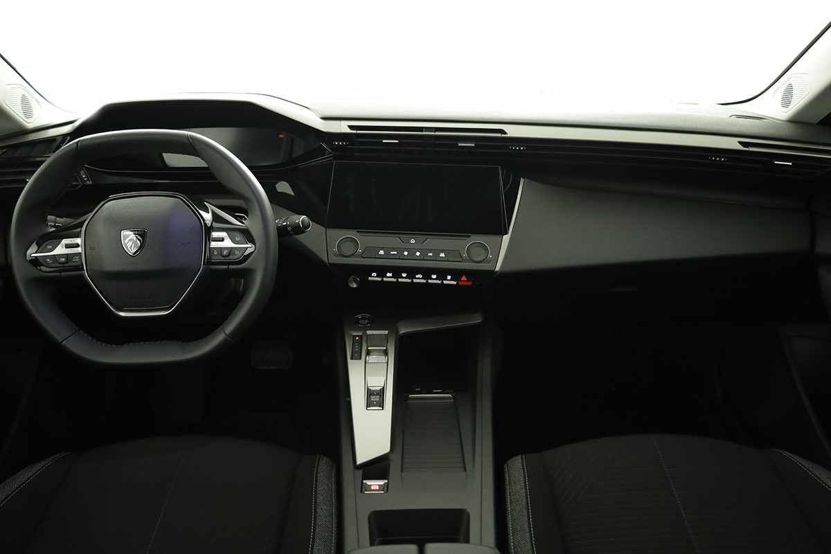 peugeot-308-2024-gasolina-1199cc