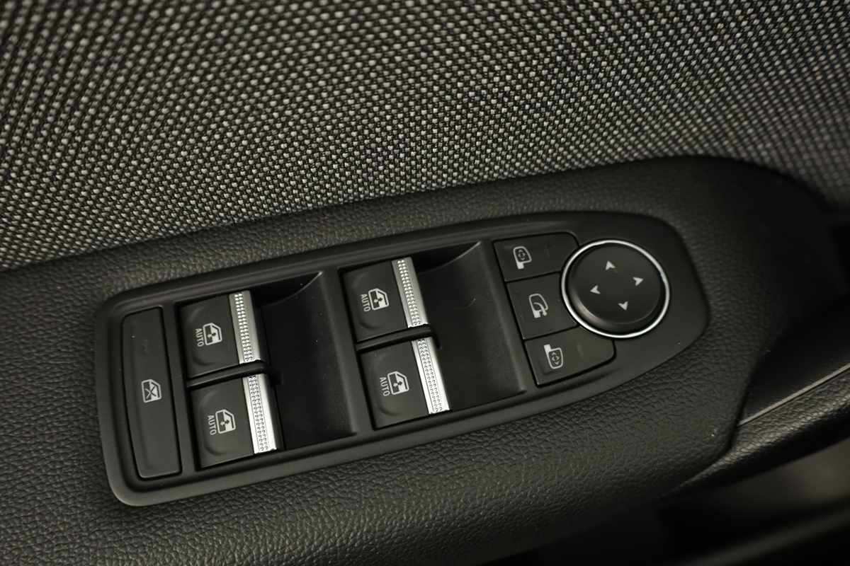 renault-captur-2024-gasolina-999cc