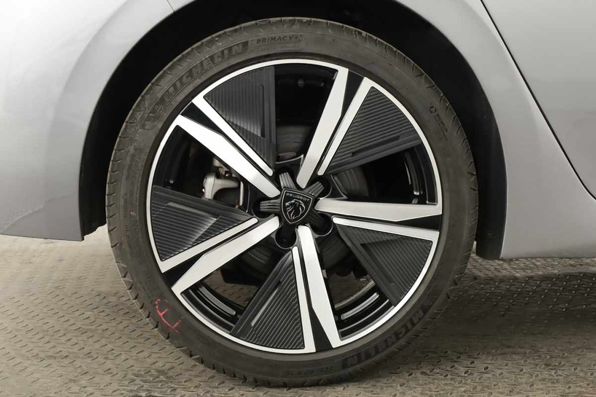 peugeot-308-2024-gasolina-1199cc