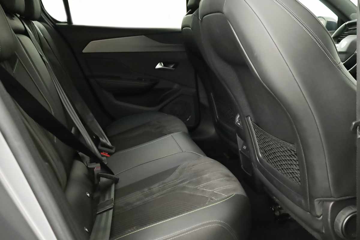 peugeot-308-2024-gasolina-1199cc