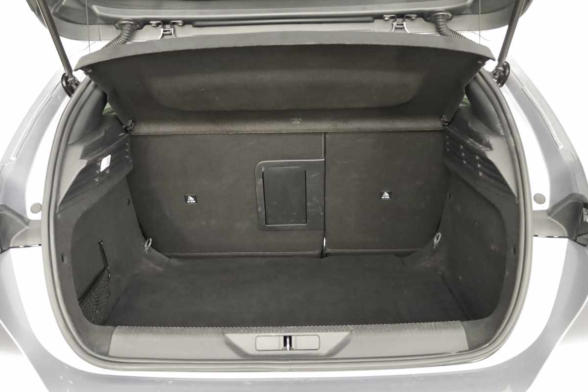 peugeot-308-2024-gasolina-1199cc
