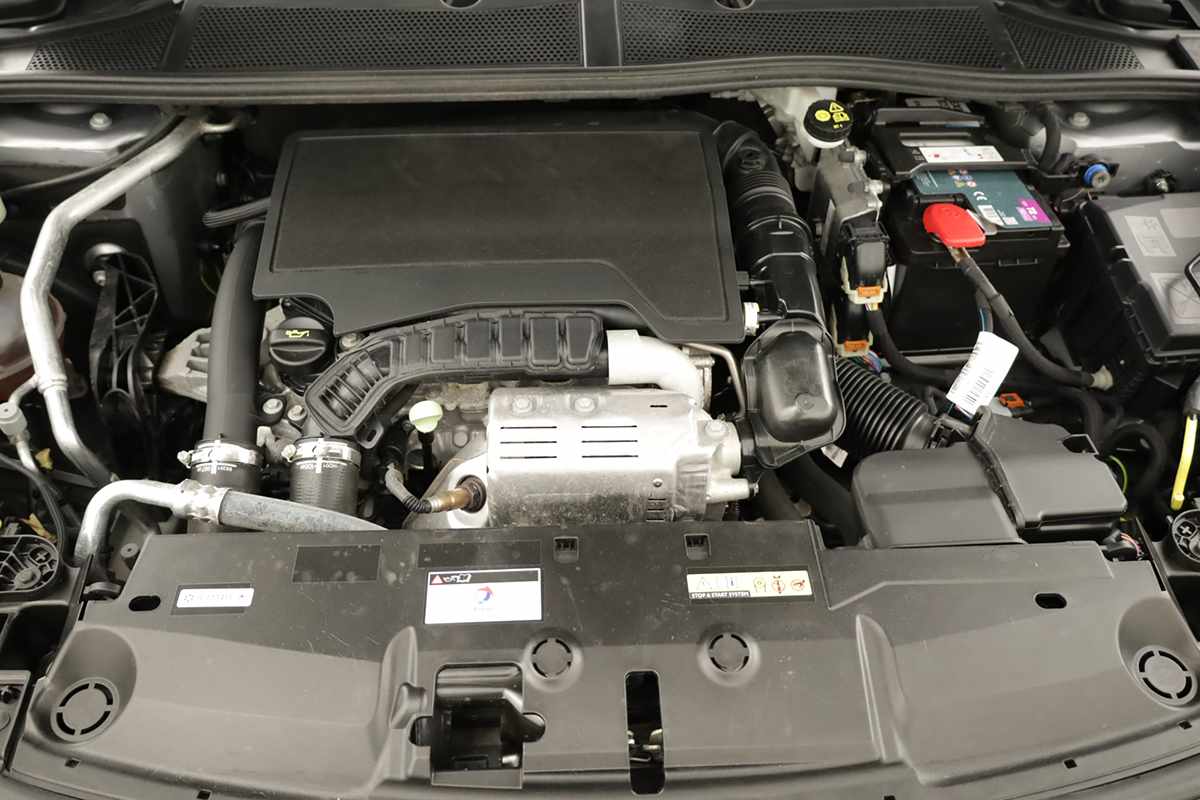 peugeot-308-2024-gasolina-1199cc