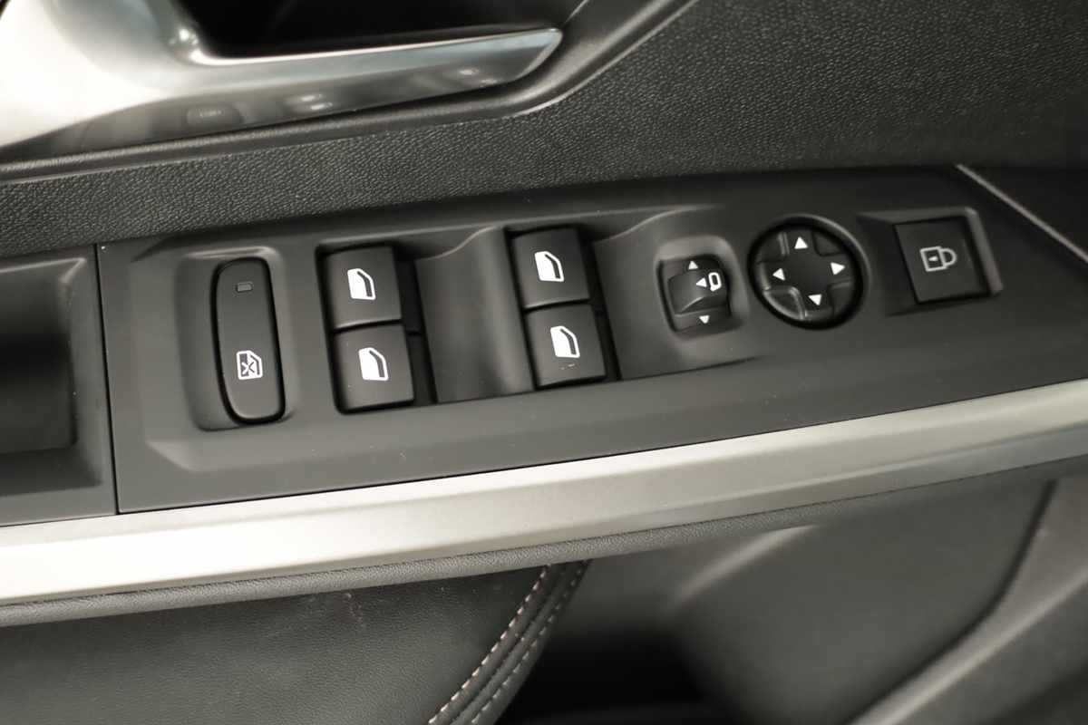 peugeot-3008-2025-gasolina-1199cc