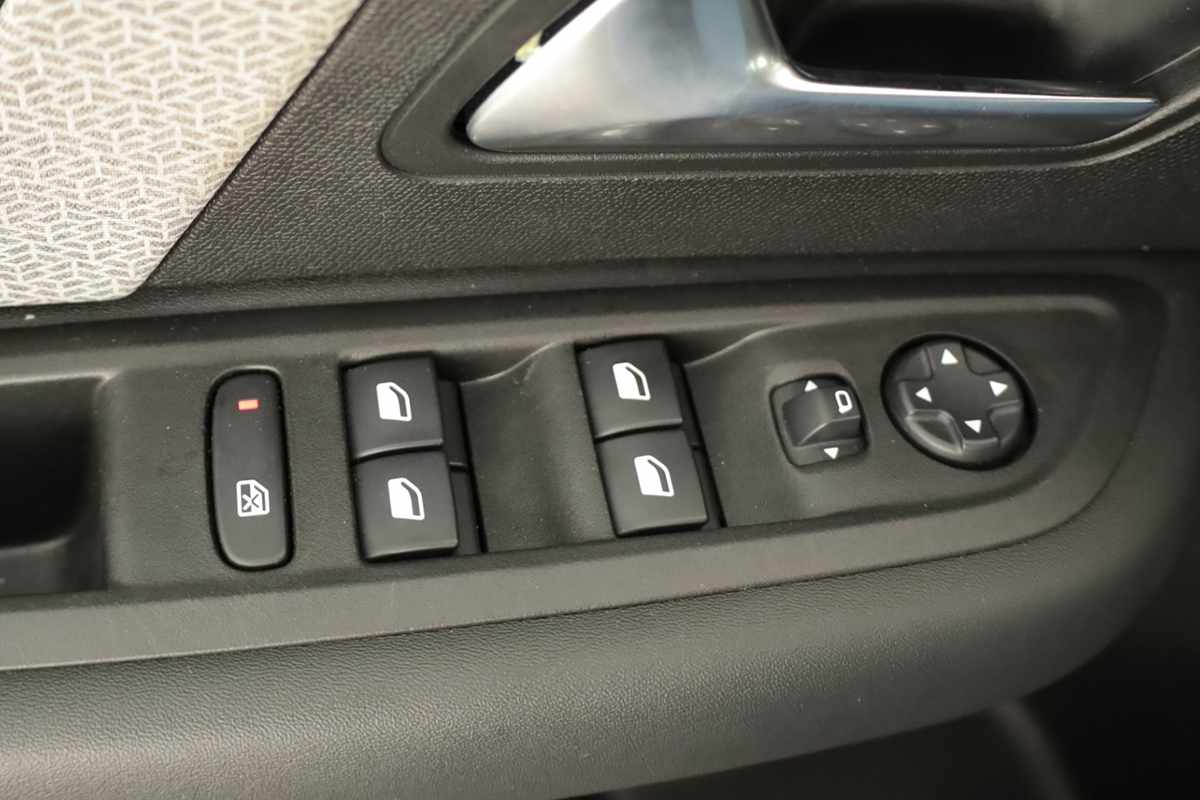 citroen-c4-2024-gasolina-1199cc