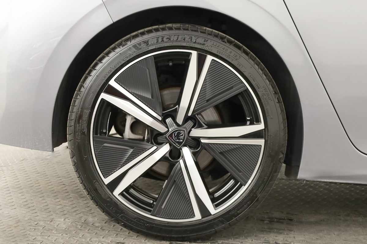 peugeot-308-2024-gasolina-1199cc