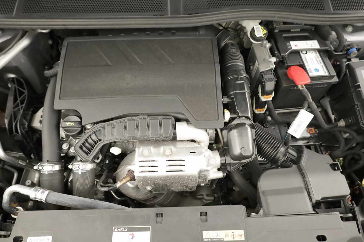 peugeot-308-2024-gasolina-1199cc